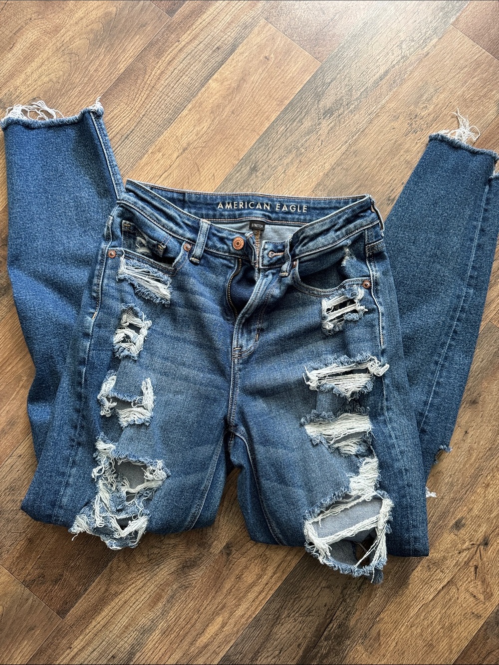 American Eagle Outfitters Women’s Raw-Hem Distressed Dark Blue Mom Jeans
